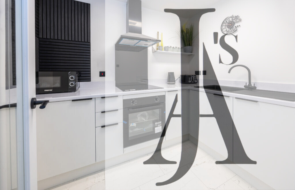 Kitchen area 2