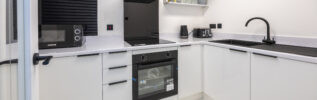 Kitchen area 2